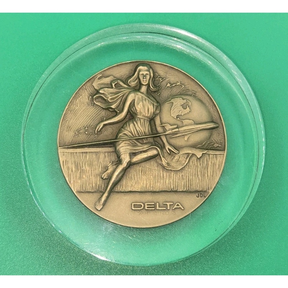 Delta Air Lines Bronze Medal Coin Boeing 727 Paperweight Lucite Medallic Art VTG